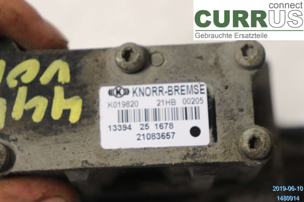 Volvo FL6 Klimasteuergerät (AC) 21083657 D7F240