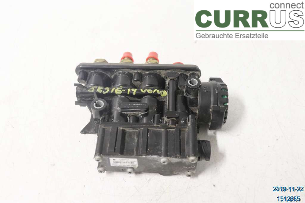 Volvo FH AC control unit 21083657 D13K540