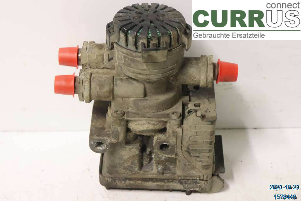 Volvo FH AC control unit 22225550 D13K460