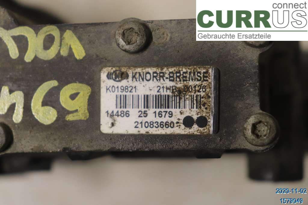 Volvo FH AC control unit 21083660 D13K460