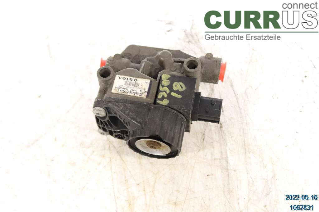 Volvo FH AC control unit 21327360 D13K540
