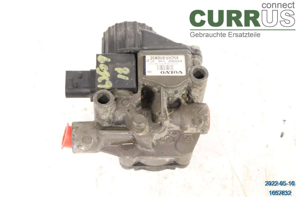 Volvo FH AC control unit 21327360 D13K540