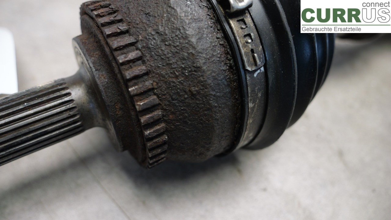 VOLVO S40/V40    96-04 Części układu napędowego 8251532 D4192T3