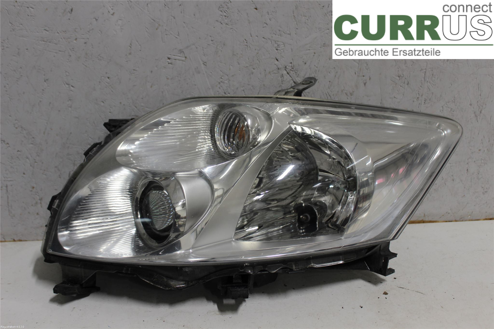 TOYOTA AURIS    07-09 Manual gearbox (4-speed) 8117002460 1ZR-FE