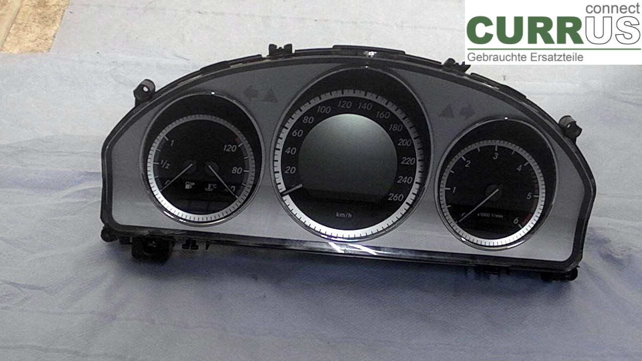  Instrument cluster / comb A2049002105 2.2CDI