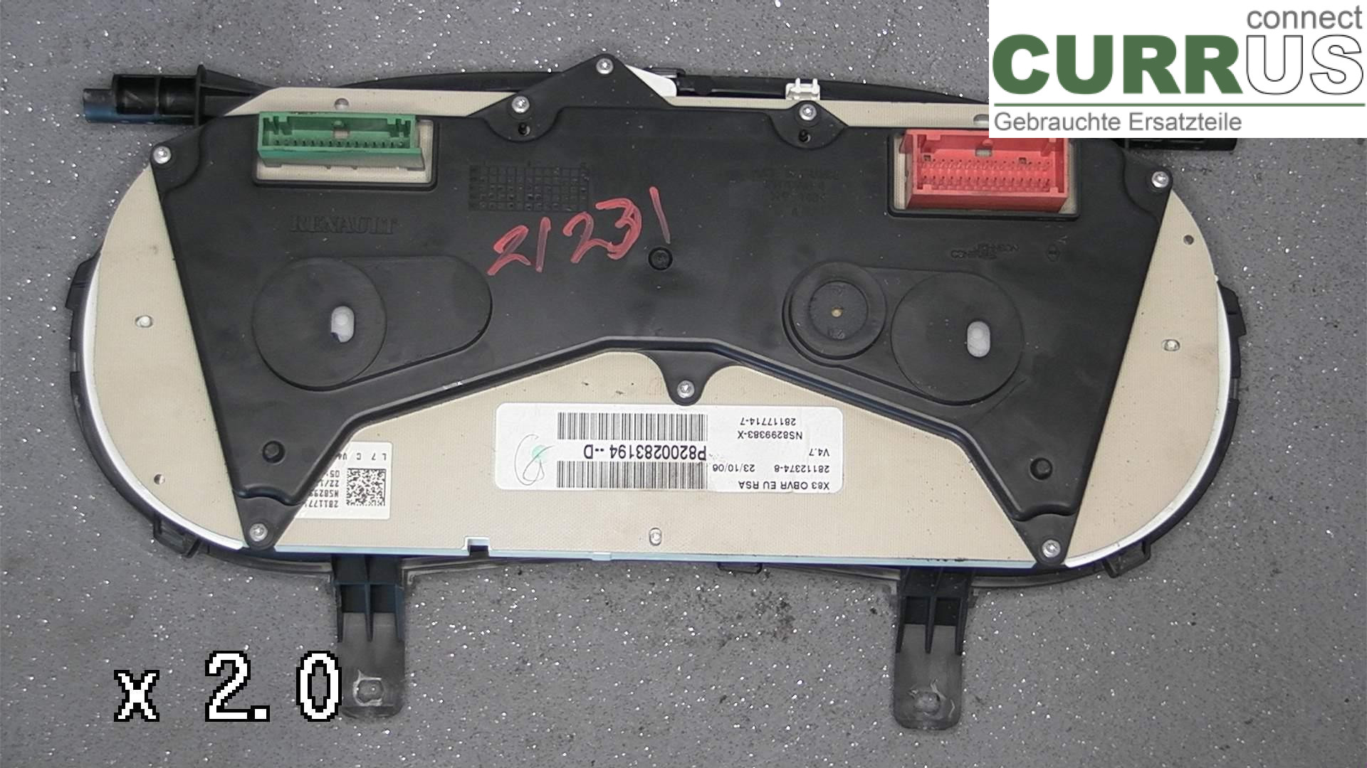  Instrumentpanel / kombiinstrument 8200283194 / SMÅRIDSER I GLAS 2.0DCI