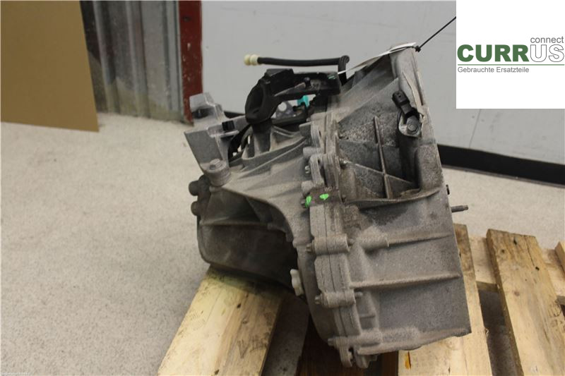 RENAULT MEGANE III 09-15 Gearbox (6-speed) 320105557R 1.5L K9K-636