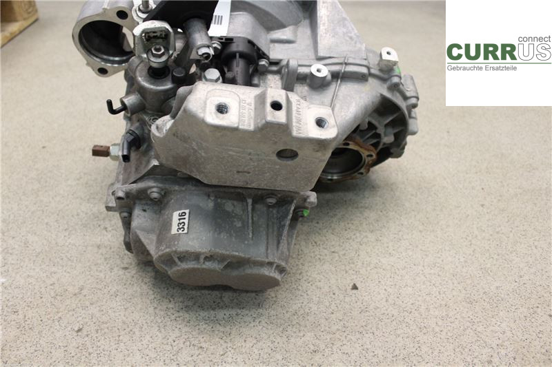 VW GOLF / E-GOLF VII   13-20 Gearbox (6-speed) 0AJ300042RX 1.0L CHZC