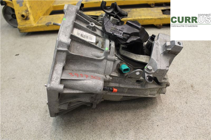 RENAULT MEGANE III 09-15 Gearbox (6-speed) 320105557R 1.5L K9K-636