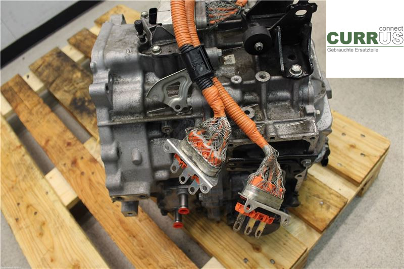 TOYOTA AURIS      13-19 Gearbox (Automatic) 30900-47064 1.8L 2ZR-FXE