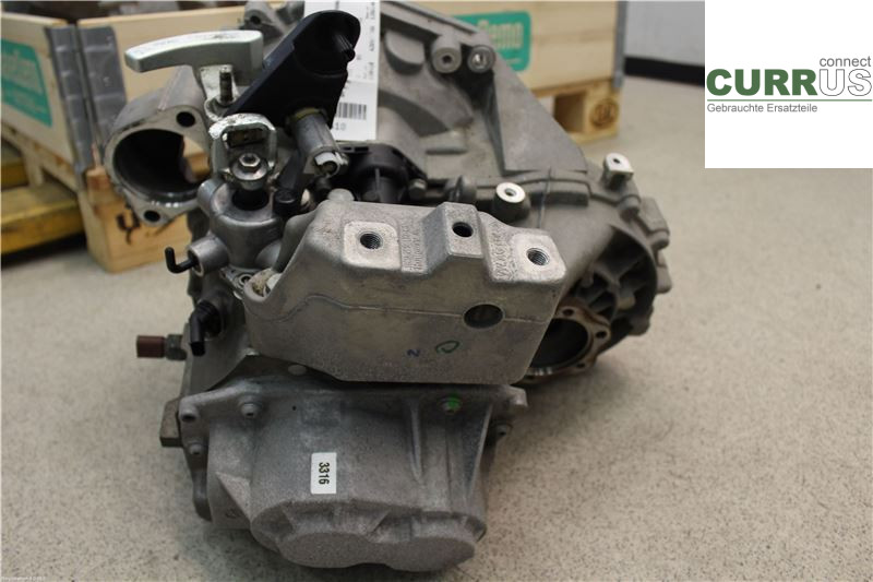 SKODA OCTAVIA  13-20 Gearbox (6-speed) 0AJ300042RX 1.0L CHZD