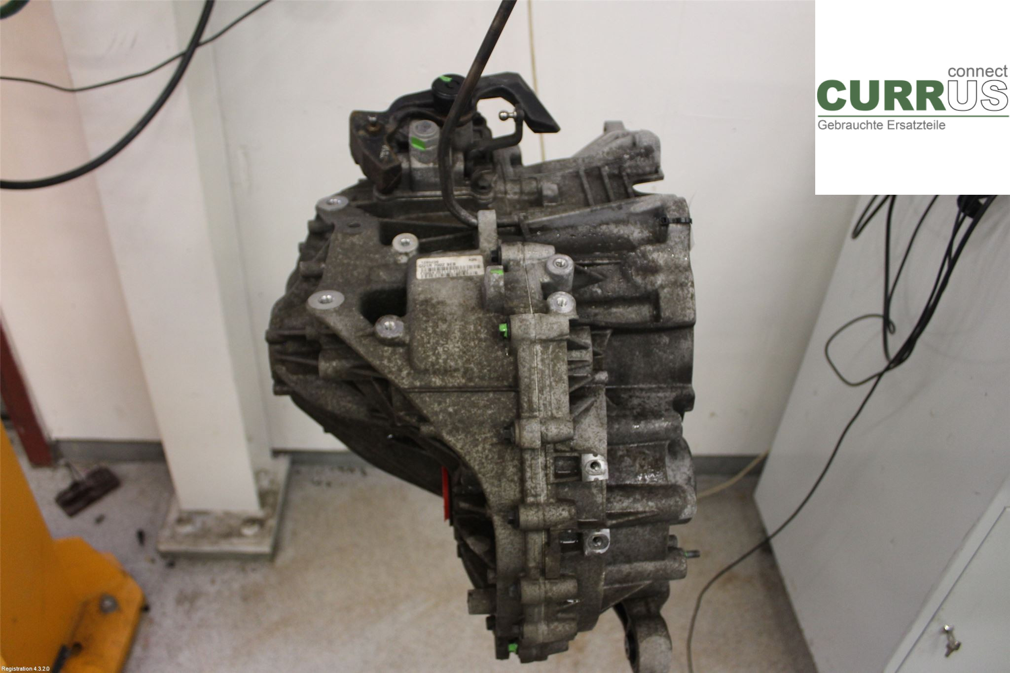 VOLVO V40  12-19 6-Gang-Getriebe 36010296 D4204T8