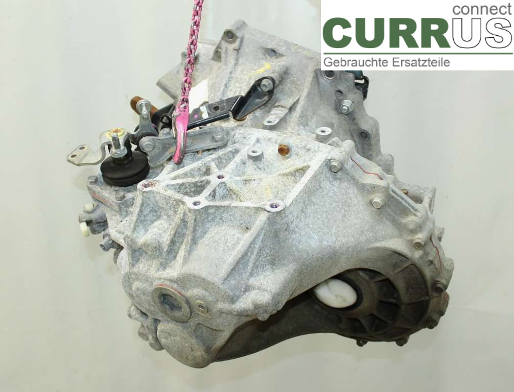 TOYOTA AURIS    07-09 Skrzynia 6-biegowa 30300-12B30 2.0 D-4D