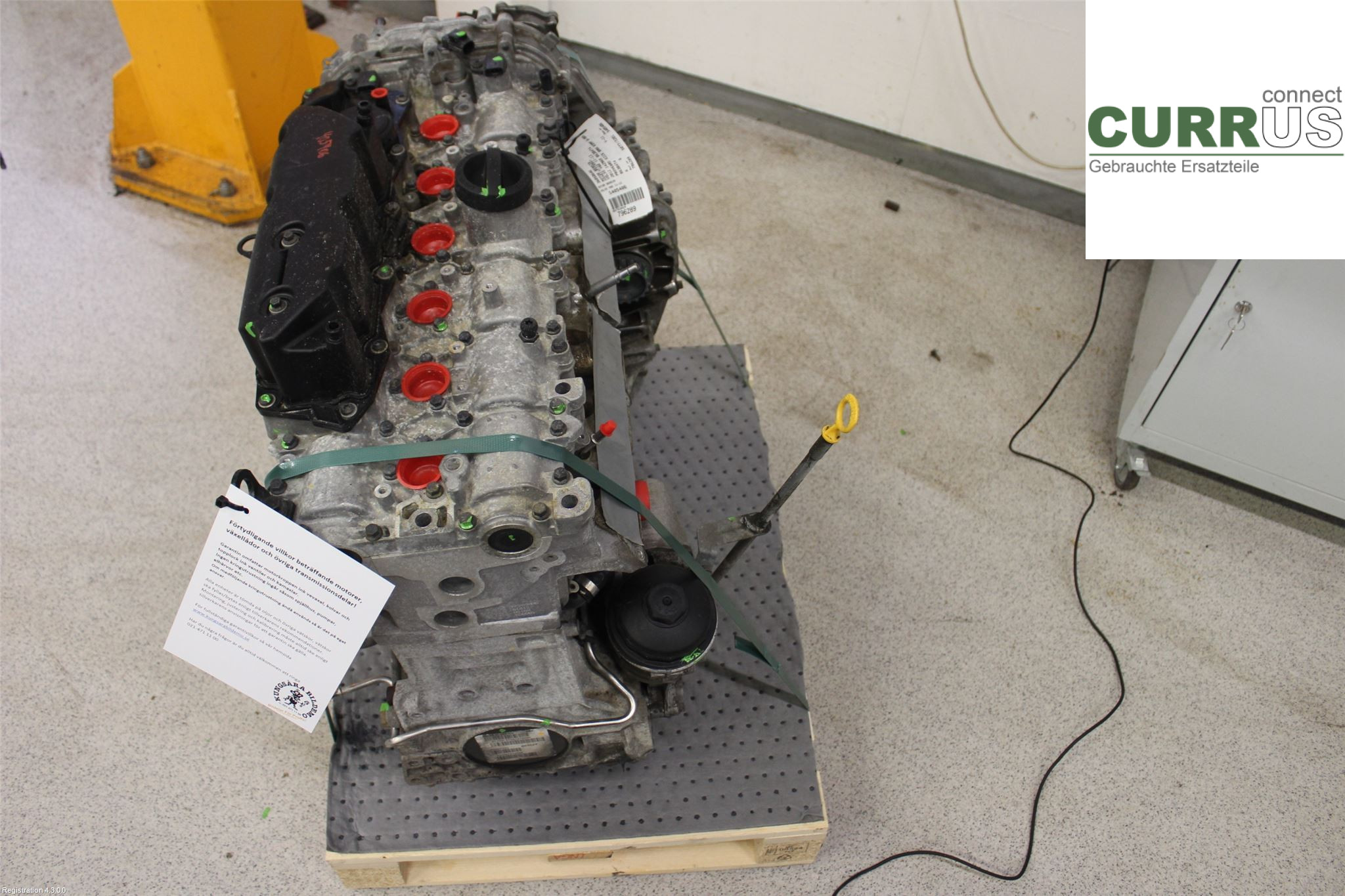VOLVO V60  11-13 Silnik 36050646 B6304T4