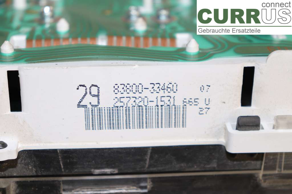 TOYOTA CAMRY    97-00 Instrument cluster / comb 83800-33460 2,2i R4 131Hk
