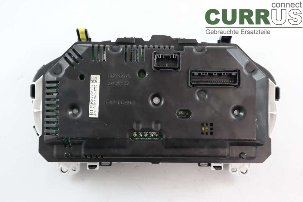 TOYOTA YARIS  15-20 Instrument cluster / comb 83800-0UB10 1.33 EFI 99HK
