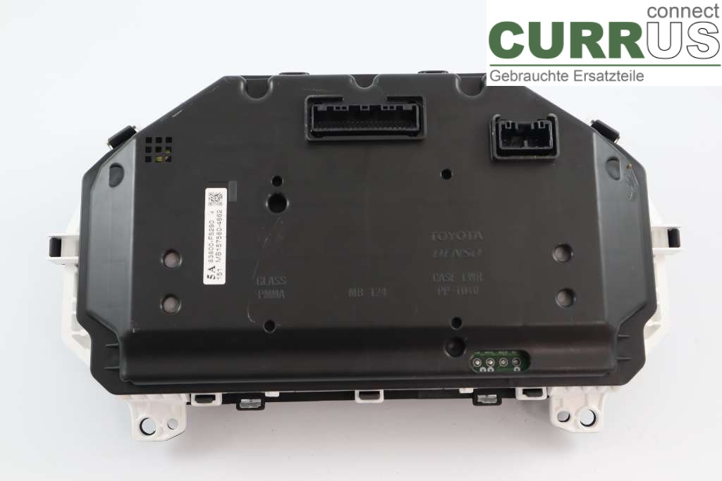 TOYOTA YARIS  15-20 Instrumentpanel / kombiinstrument 83800-F5290 1.5 112HK