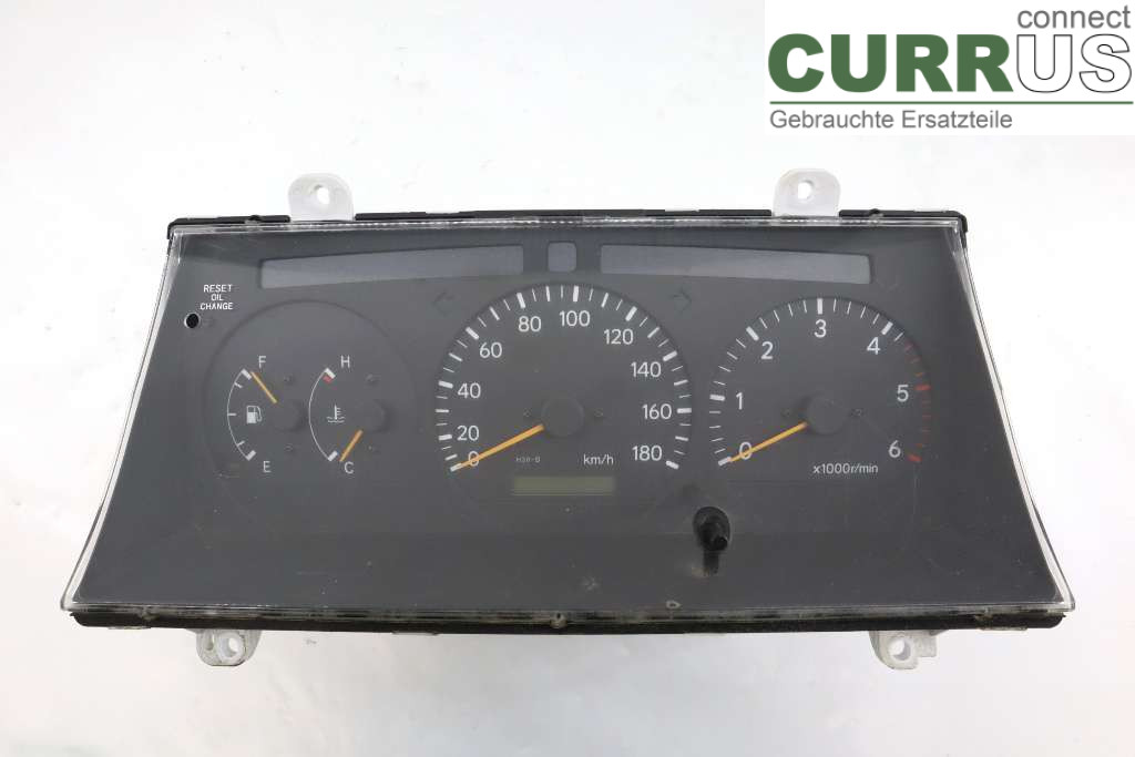 TOYOTA HI-ACE    95-05 Instrument cluster / comb 83821-26880 2KD-FTV