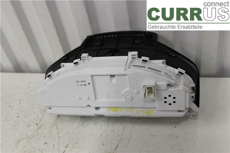 VOLVO V60  14-18 Instrument cluster / comb 36001771 D2 1.6