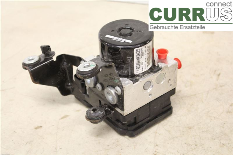 VOLVO V70      08-13 ABS Hydraulic unit 31329140 2,4 D