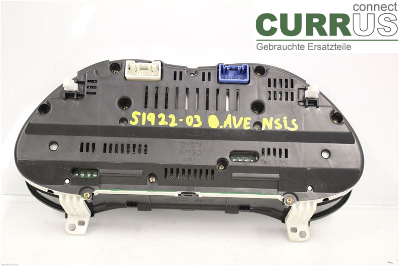 TOYOTA AVENSIS   03-06 Instrument cluster / comb 8380005580 2.0