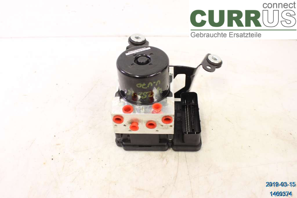 VOLVO V70    14-16 ABS Hydraulic unit 31400545 D4 2,4