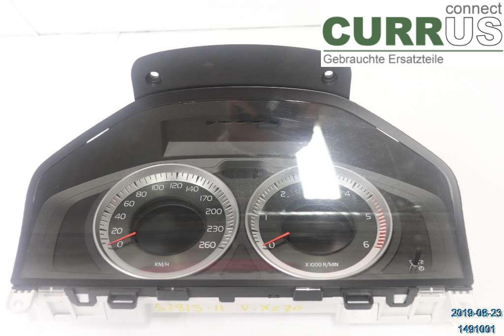 VOLVO XC70   08-13 Instrument cluster / comb 36001836 D5 2.4
