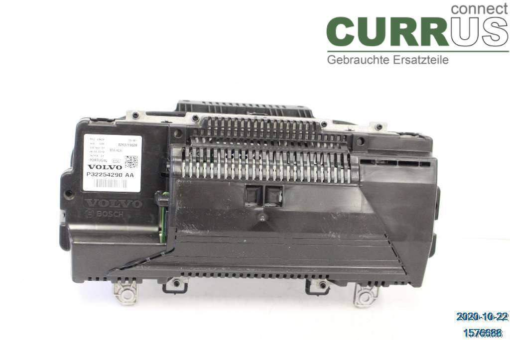 VOLVO V90 CROSS COUNTRY 17- Instrumentpanel / kombiinstrument 36013031 D4 2.0