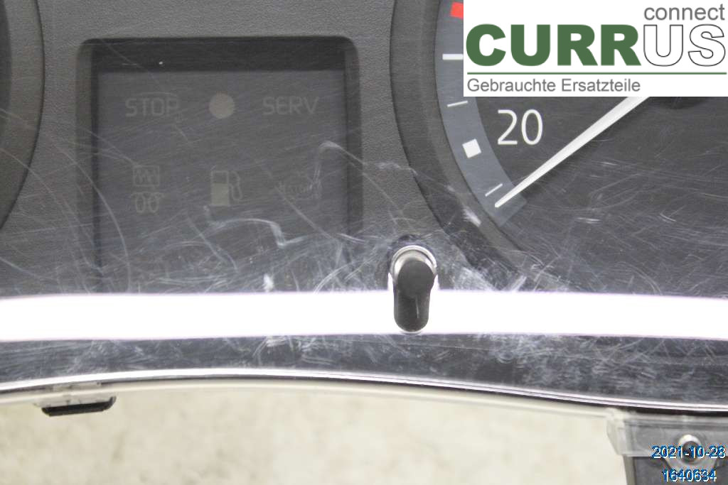 RENAULT CLIO II    01-08 Instrument cluster / comb 8200276525 1,2 16V