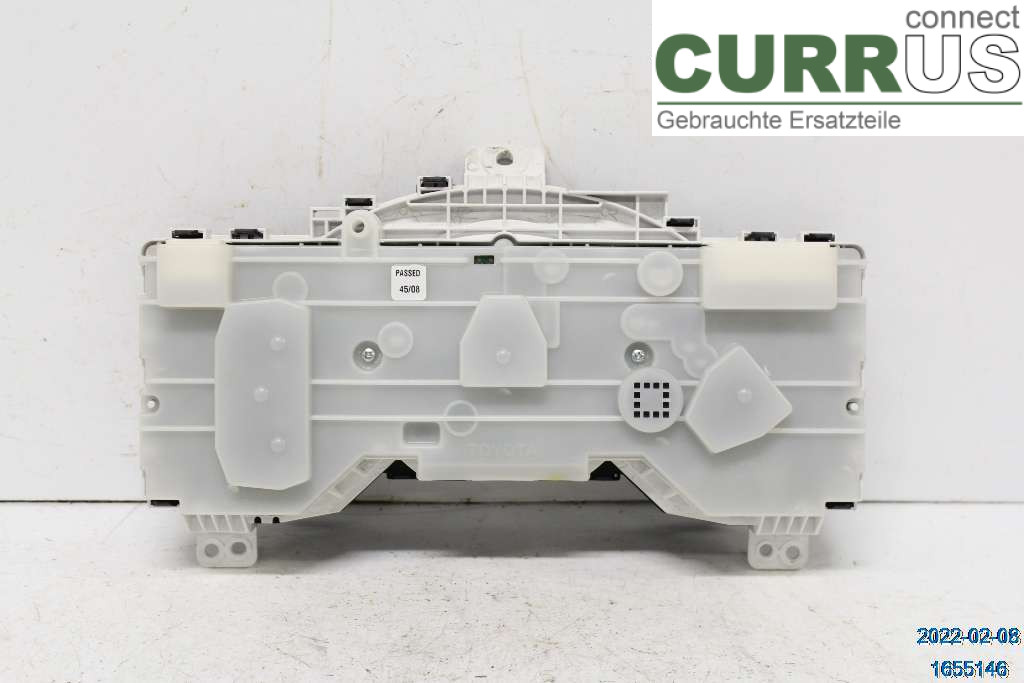 TOYOTA HILUX    05-16 Instrument cluster / comb 838000KT11 3,0 D-4D