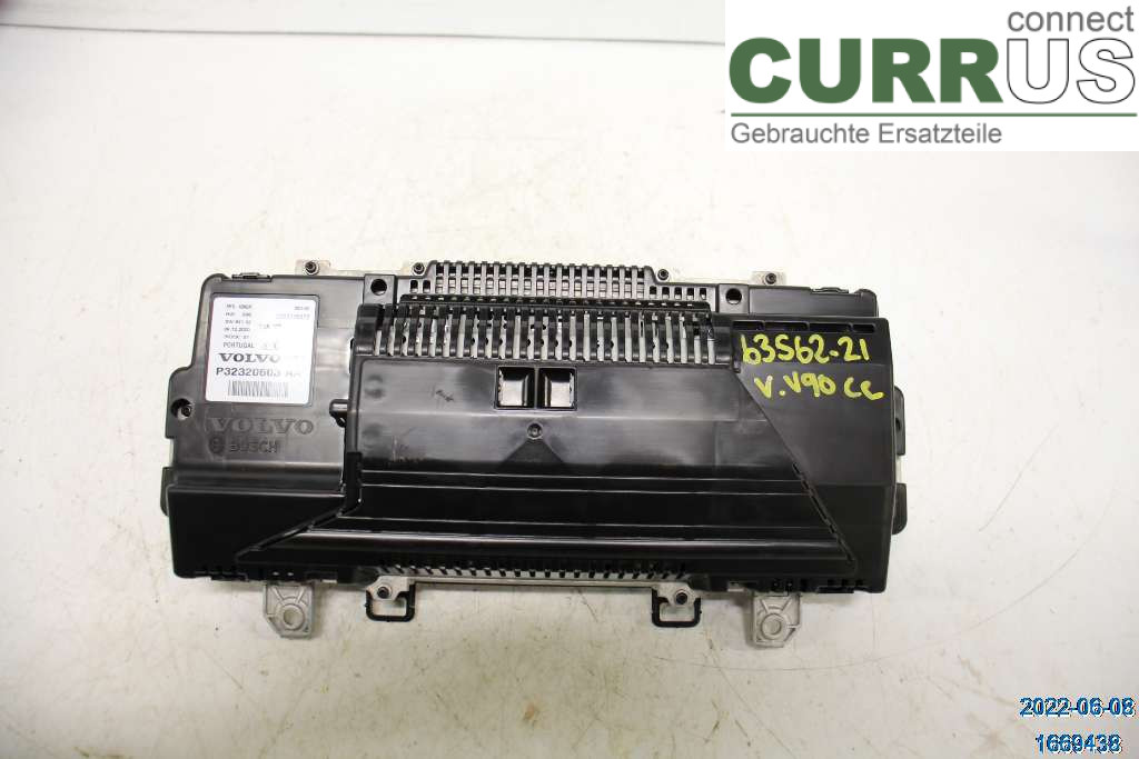 VOLVO V90 CROSS COUNTRY 17- Instrumentpanel / kombiinstrument 36013031 B4 2,0