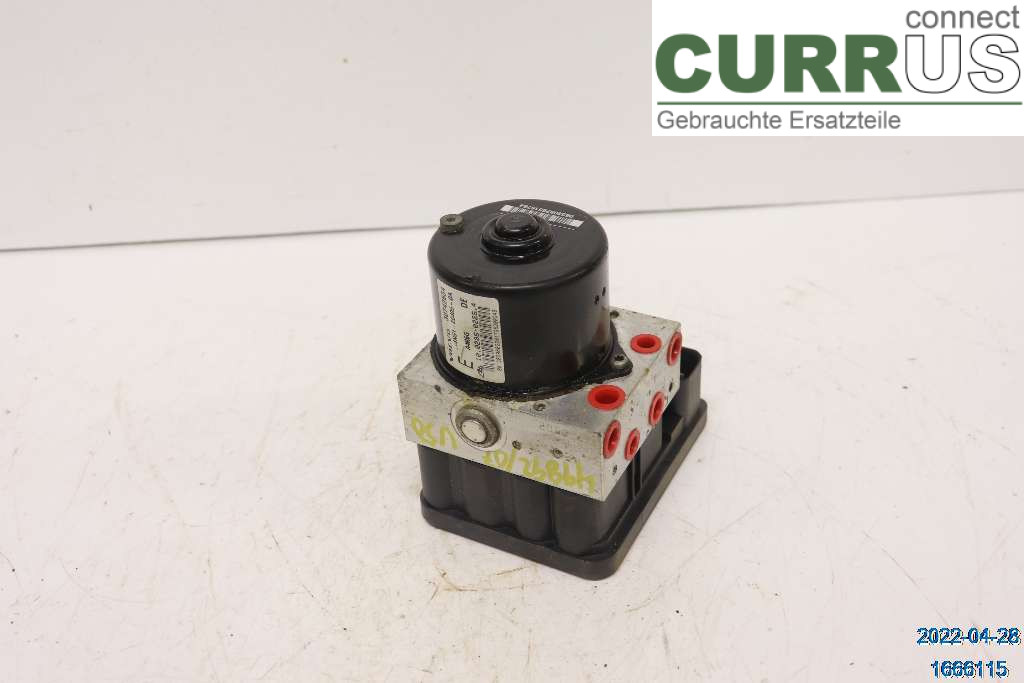 VOLVO V50      04-07 ABS Hydraulic unit 30793527 2,0 D