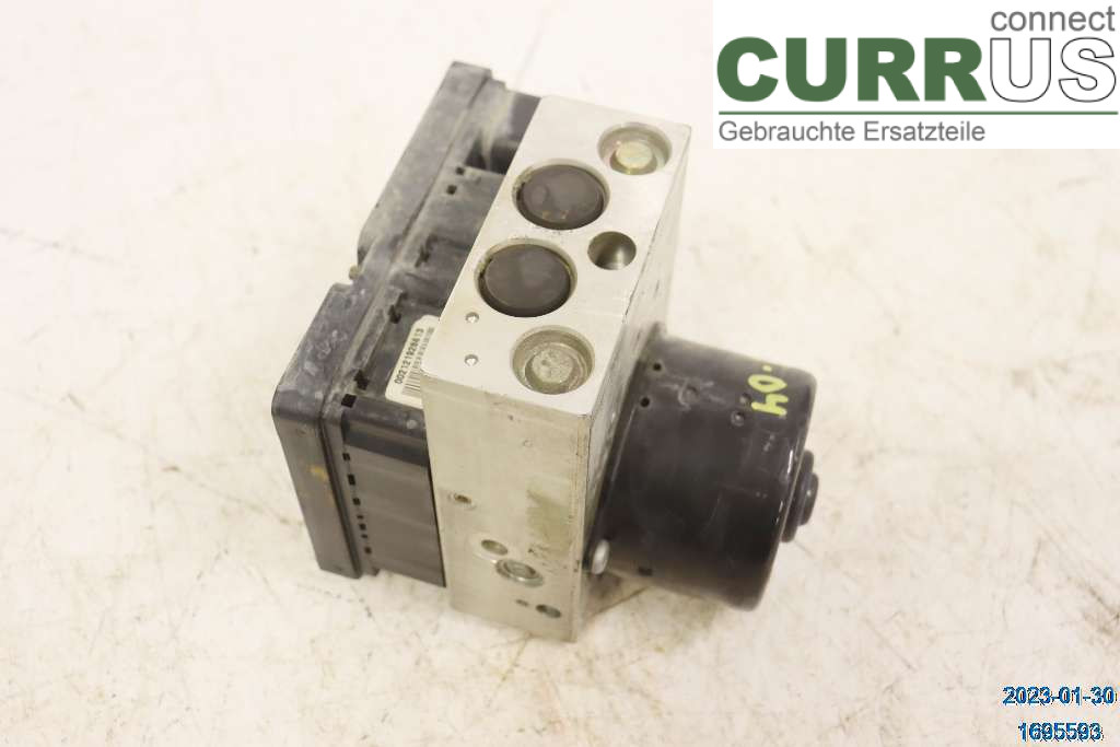 VOLVO XC70   01-04 ABS hydraulisk enhed 8671455 2,4D