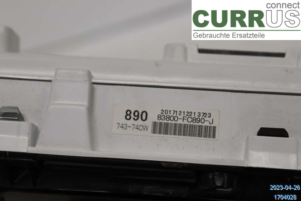 TOYOTA HILUX  16- Bloc instruments / combiné 83800FC890 2,4 D-4D