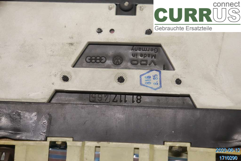 AUDI 100      83-91 Instrument cluster / comb  1,8