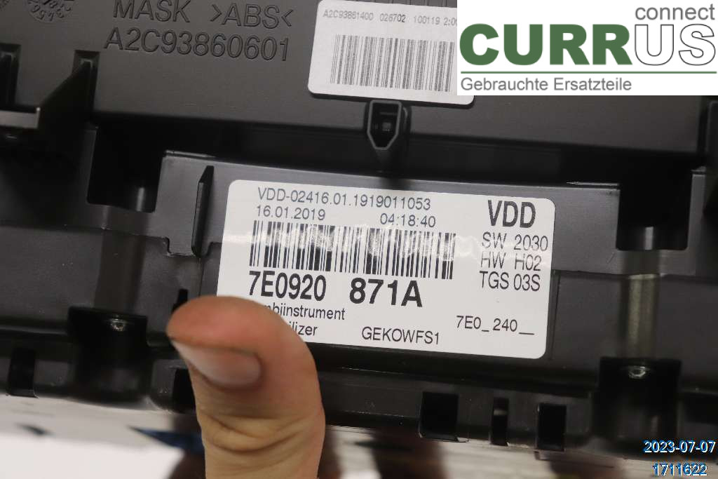 VW TRANSP/CARAVELLE 16- Instrumentpanel / kombiinstrument 7E0920871AX 2,0 TDI