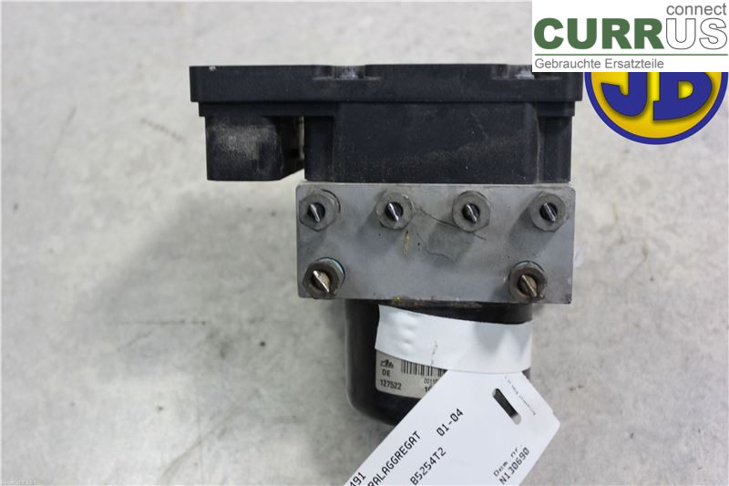 VOLVO S60      01-04 ABS Hydraulic unit 8671455 B5254T2