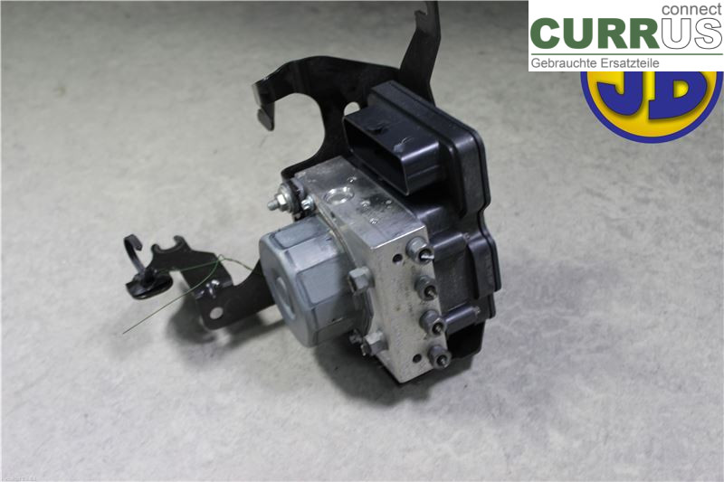RENAULT CLIO IV   12-16 ABS Hydraulic unit 476607240R D4F740 F857187