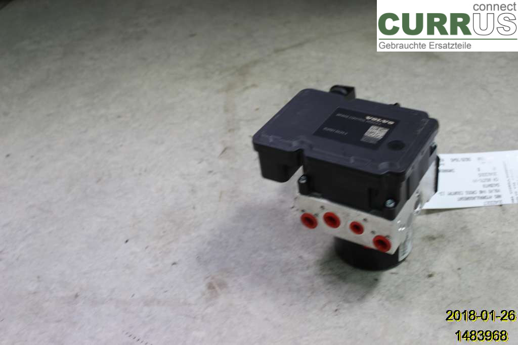 VOLVO V40  CROSS COUNTRY 13-19 Unité hydraulique ABS 31423317 D4204T8