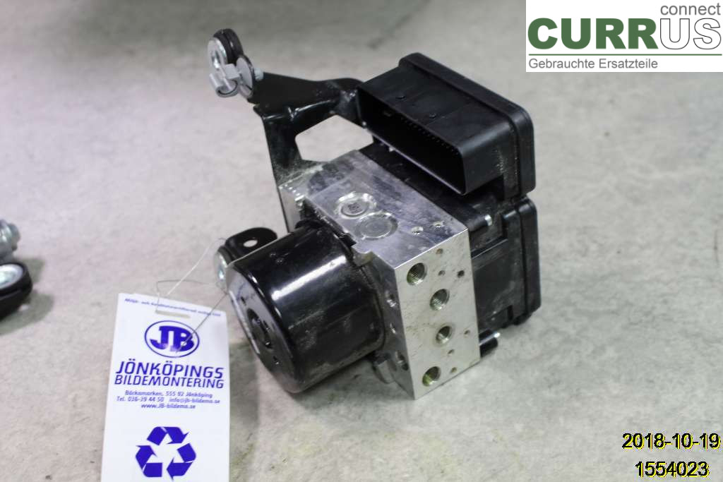 VOLVO V60  14-18 ABS Hydraulic unit 31329138 D4204T14