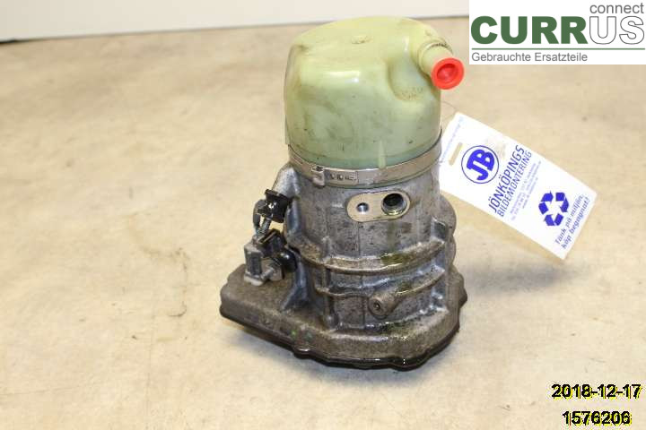 VOLVO V60  11-13 Power steering pump (electric) 36050681 D4162T