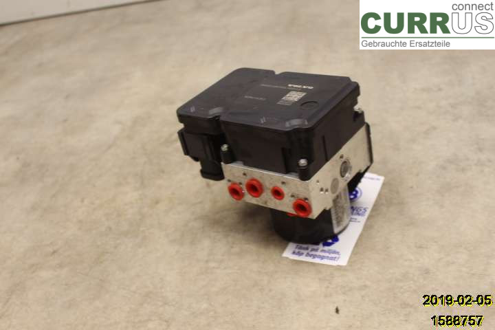VOLVO V40  CROSS COUNTRY 13-19 Unité hydraulique ABS 31423317 D4204T9