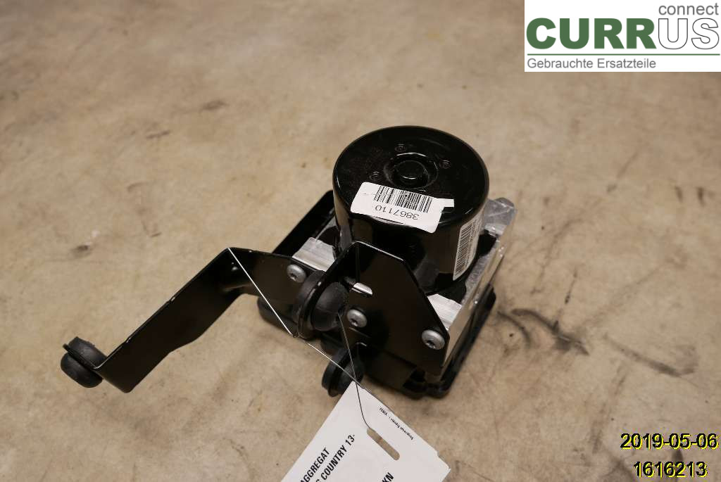 VOLVO V40  CROSS COUNTRY 13-19 Unité hydraulique ABS 31423317 B4154T4