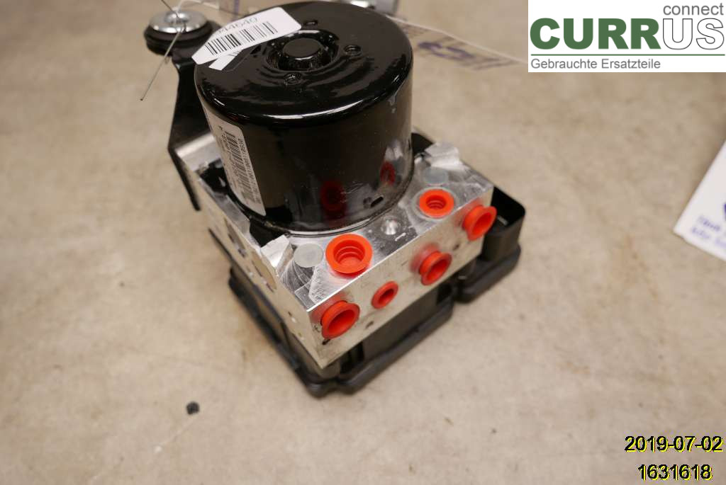 VOLVO V60  14-18 ABS Hydraulic unit 31329138 B4204T37