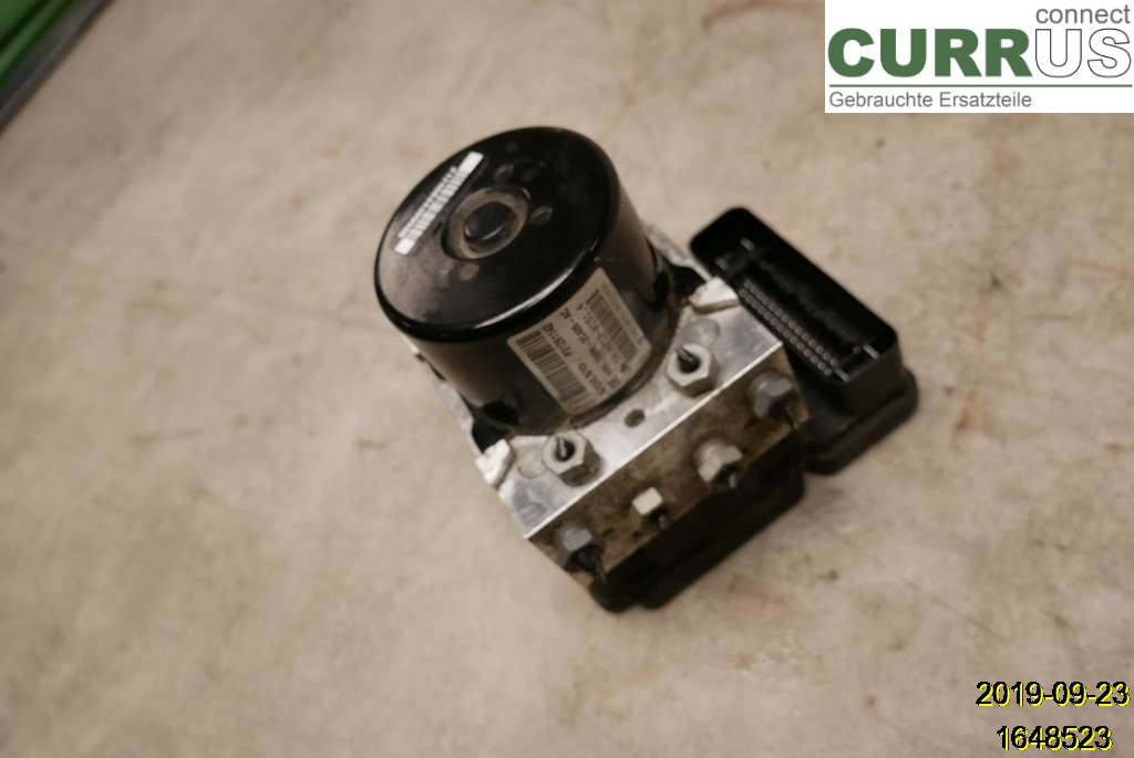 VOLVO S80      07- 13 Hydrauliczna jednostka ABS 31261143 D5244T5