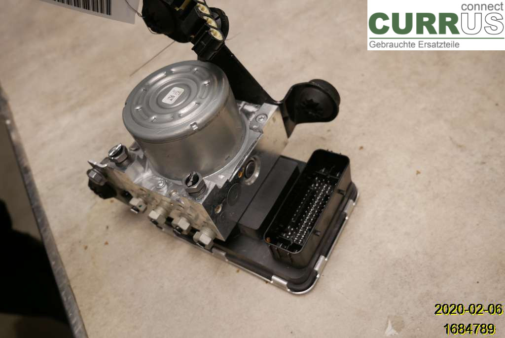 VOLVO V90  17- ABS Hydraulic unit 31680104 D4204T23