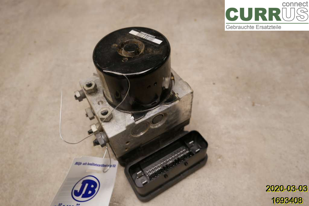 VOLVO XC70   08-13 ABS Hydraulic unit 31261143 D5244T4