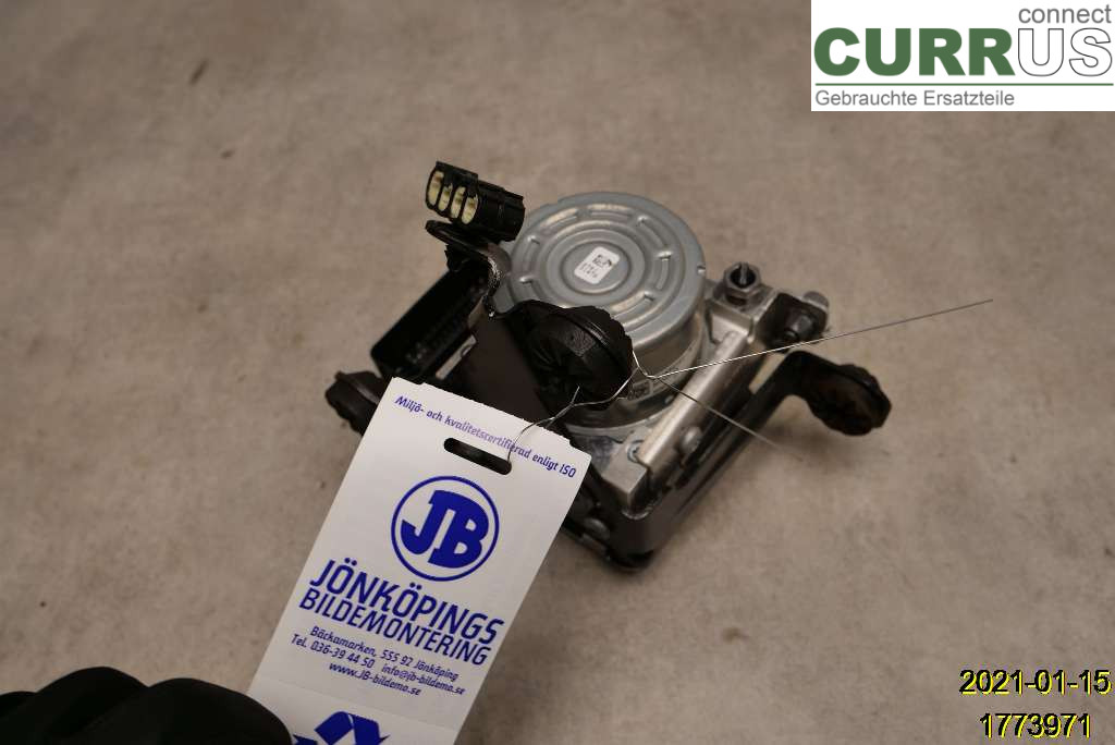 VOLVO V90 CROSS COUNTRY 17- Hydrauliczna jednostka ABS 31680104 D4204T14