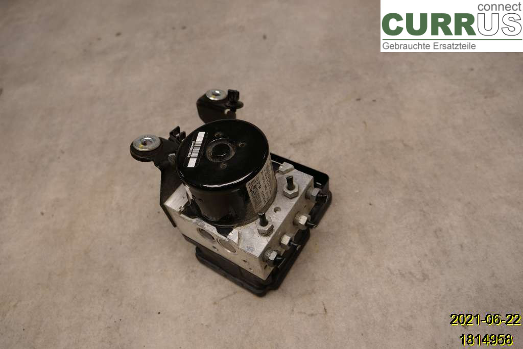 VOLVO V70      08-13 ABS Hydraulic unit 31261143 D5244T4