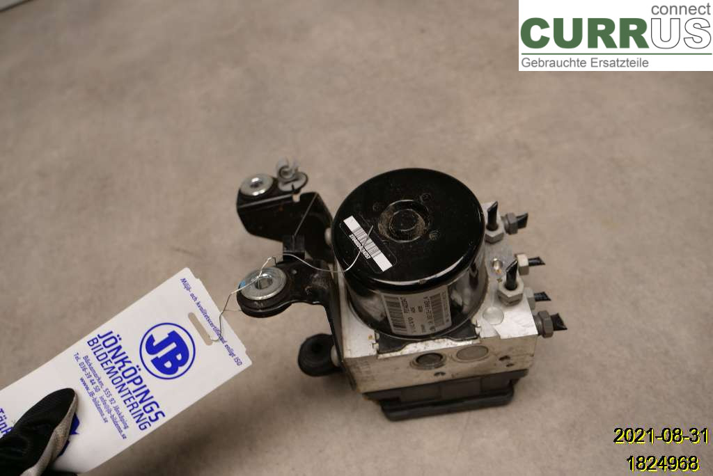 VOLVO V70    14-16 ABS Hydraulic unit 31423349 D4204T5